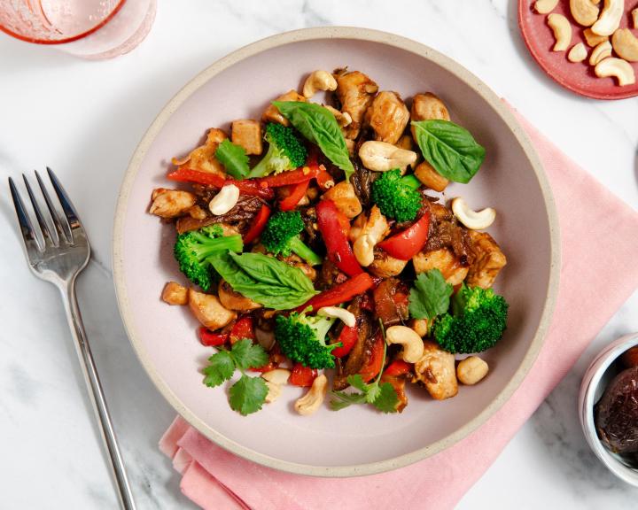 California Date & Cashew Chicken Stir Fry